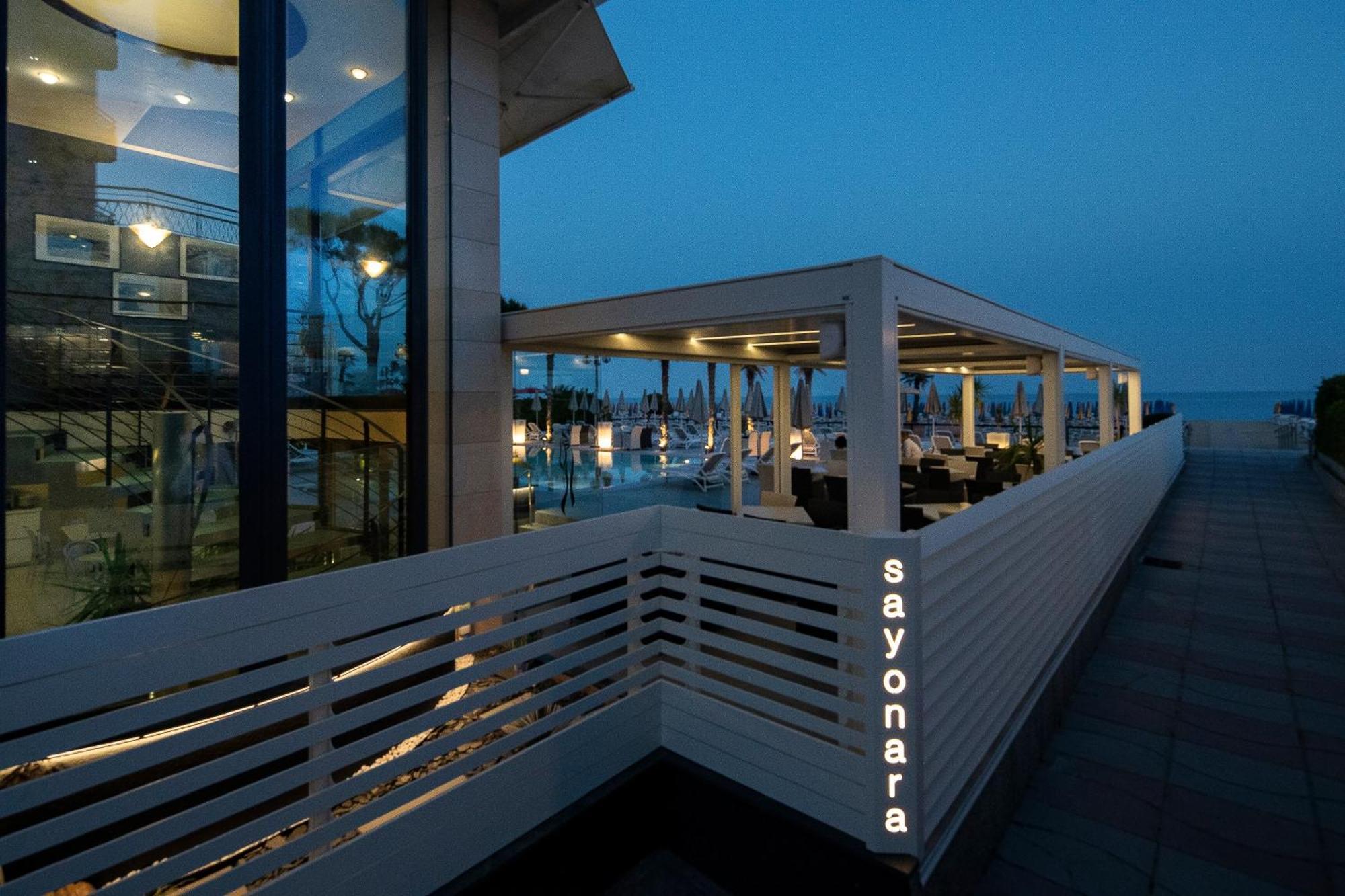 Hotel Sayonara Lido di Jesolo Esterno foto