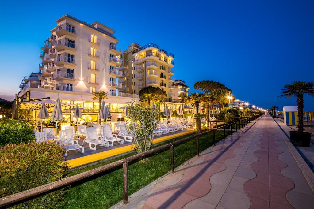 Hotel Sayonara Lido di Jesolo Esterno foto